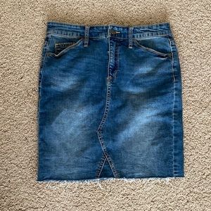 Jean skirt size 6